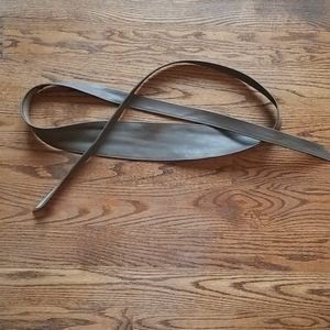 🇨🇦Taupe leather tie belt 🇨🇦